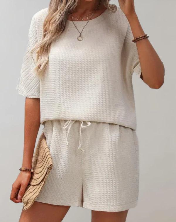 Aira - Zweiteiliges Set mit Top und lockeren Shorts für Damen